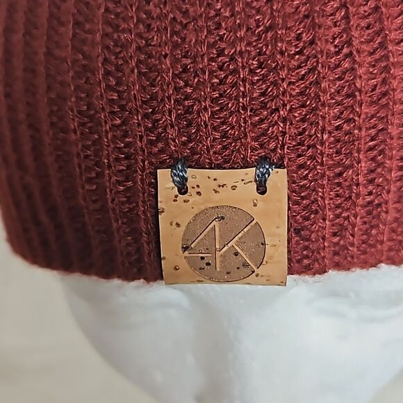 Oakley Women's Knitted Backbone Beanie Hat One Size Fired Brick - Picture 6 of 16